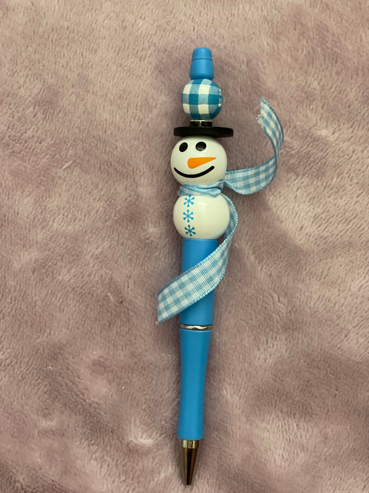 Snowman pen 6