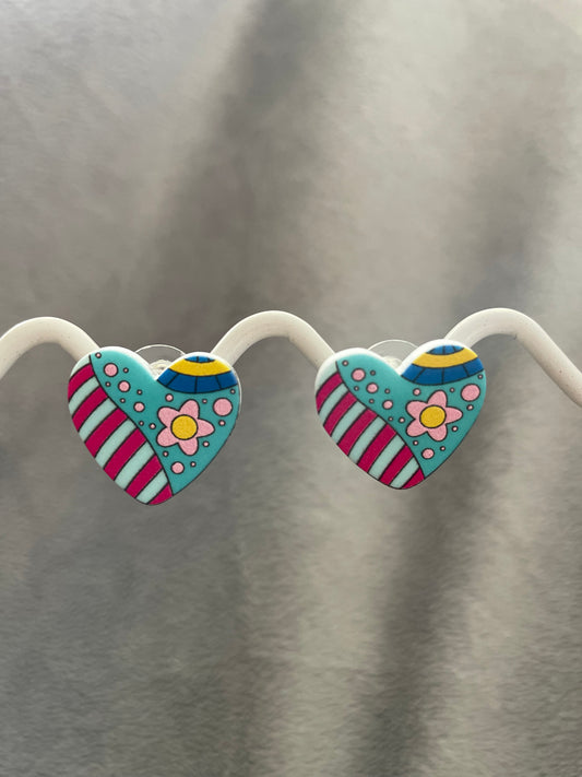 Pattern heart stud 1