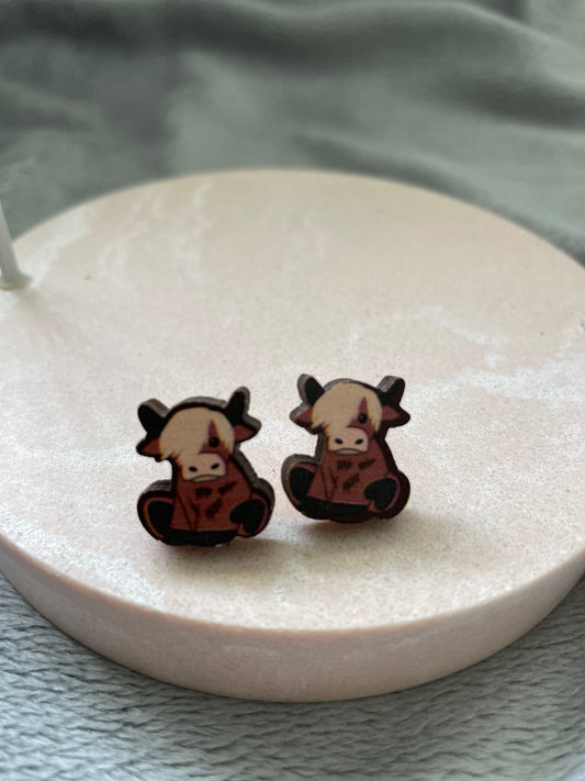 Timber cow studs