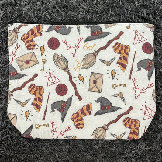 Pencil case/make up bag