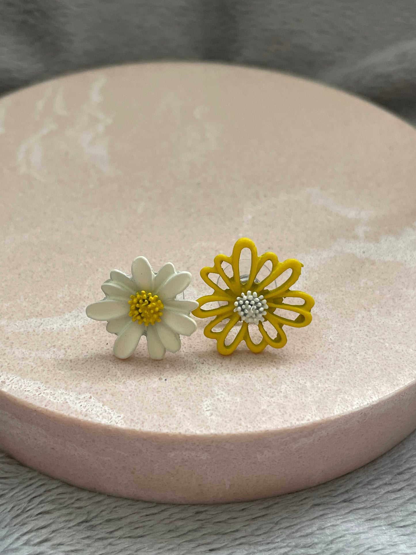 Yellow and white Mis matched