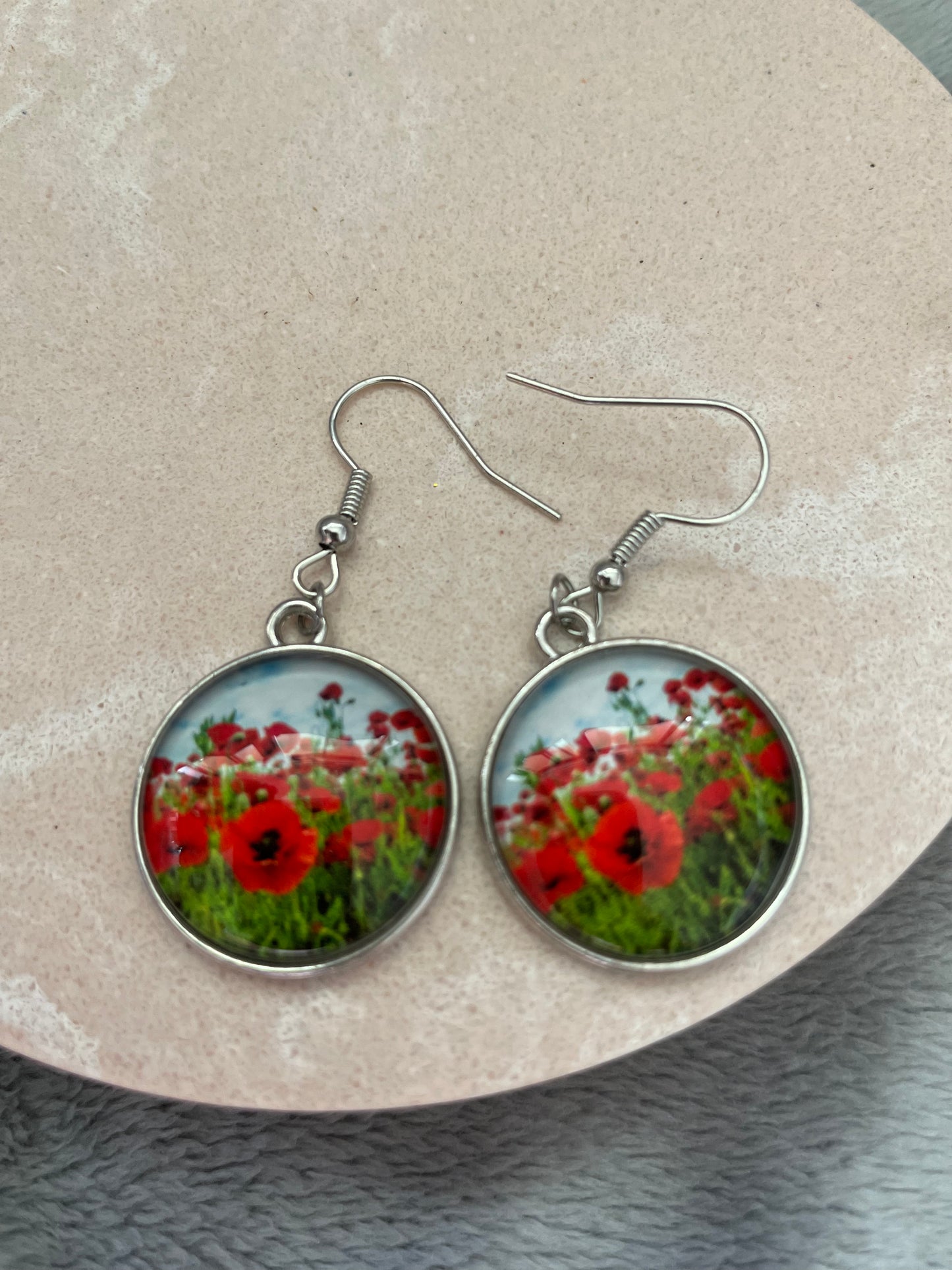 ANZAC Button dangles