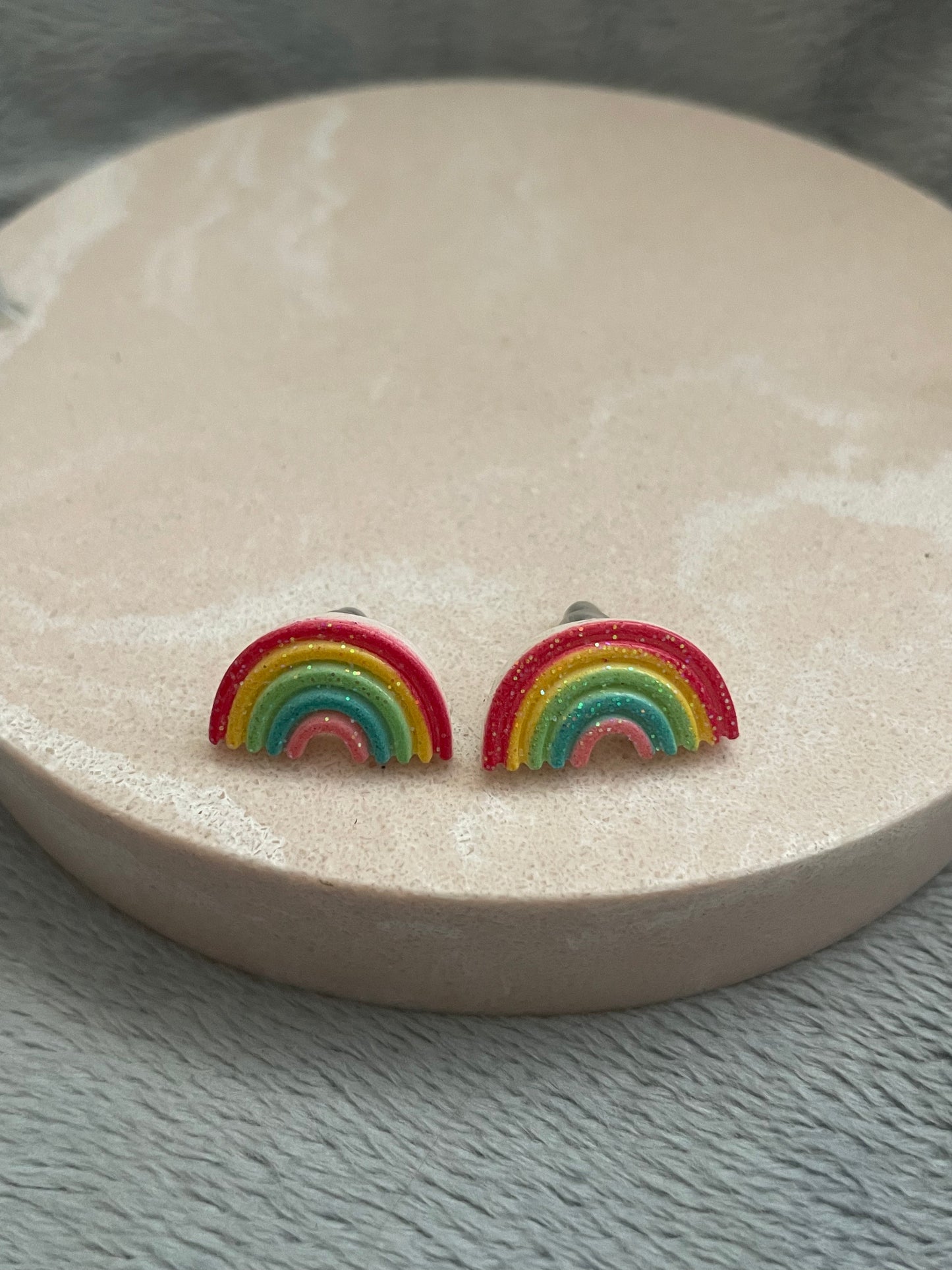 Rainbow studs (small)