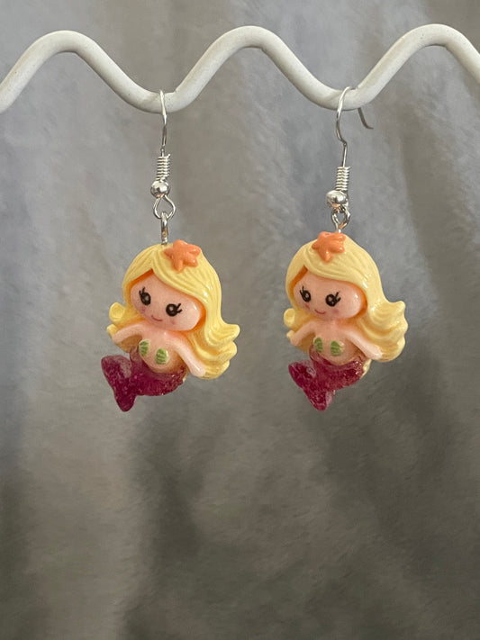 Blonde mermaid